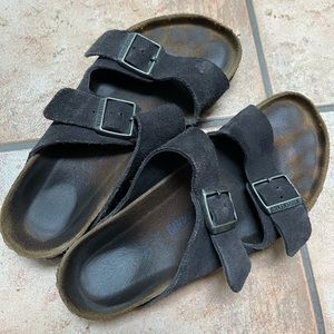 BIRKENSTOCKS Velvet Grey Arizona Suede Sandal